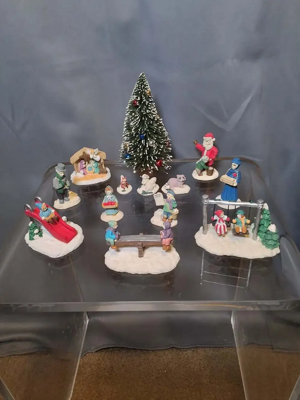 House of Lloyd Christmas Around The World Village Lot of 5 Sets